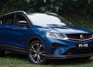 REVIEW: The Proton X50 Flagship makes it hard to buy anything else Proton X50 Flagship Profile View