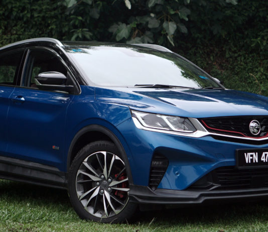 REVIEW: The Proton X50 Flagship makes it hard to buy anything else Proton X50 Flagship Profile View