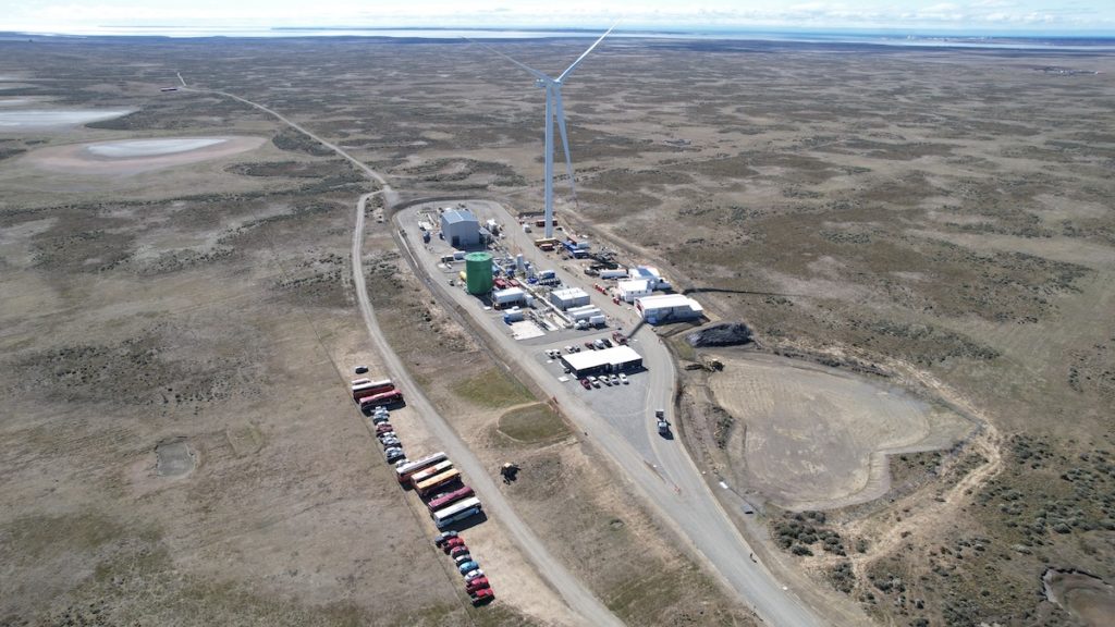 With winds blowing for around 270 days a year, the wind turbines will operate at full capacity.