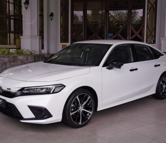 Honda Civic e:HEV RS is both powerful and efficient at the same time Honda Civic e:HEV RS launched offering power and efficiency at the same time