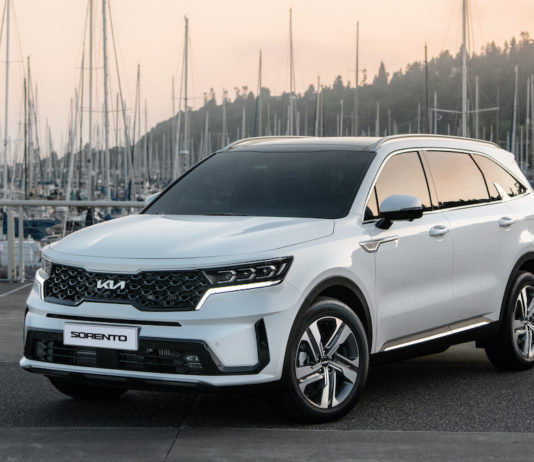 New-generation Kia Sorento launched, offered in 7-seater or 6-seater variants New-generation Kia Sorento 2023