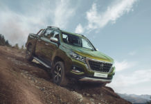 Peugeot Landtrek 4X4 truck introduced, check out that interior! Peugeot Landtrek pickup truck introduced, check out that interior!