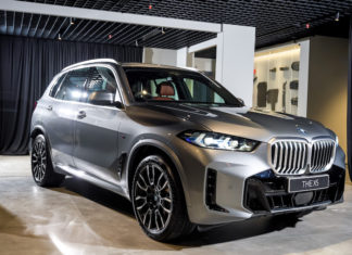New BMW X5 xDrive50e M Sport CKD previewed BMW X5 xDrive50e M Sport CKD