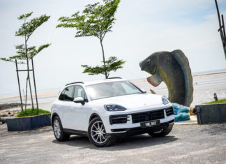 Porsche Cayenne CKD heads to Sekinchan Porsche Cayenne CKD in Sekinchan