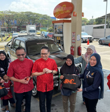 BHPetrol ushers in the Lunar New Year with a road safety program BHPetrol CNY event in Klang