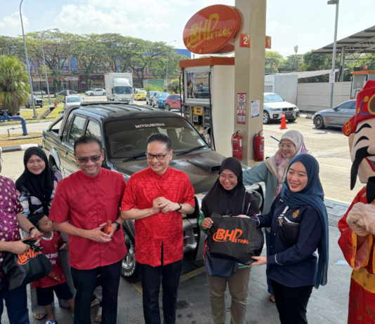 BHPetrol ushers in the Lunar New Year with a road safety program BHPetrol CNY event in Klang