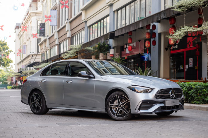 Mercedes-Benz C350e launched