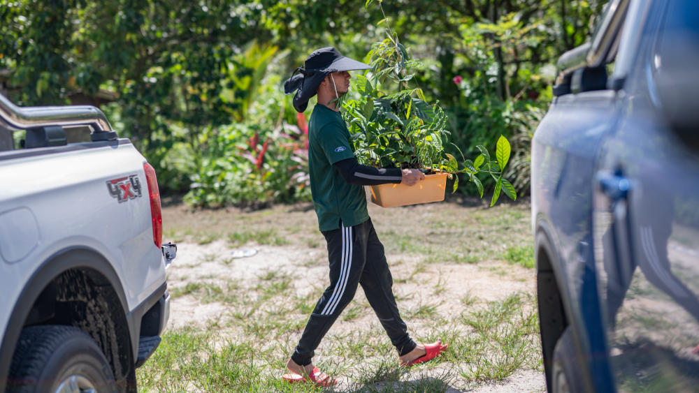 SDAC-Ford with Global Peace Foundation Malaysia for Orang Asli