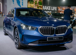 The new BMW 520i unveiled with an est. price of RM340k The new BMW 520i at the Malaysia Autoshow 2024
