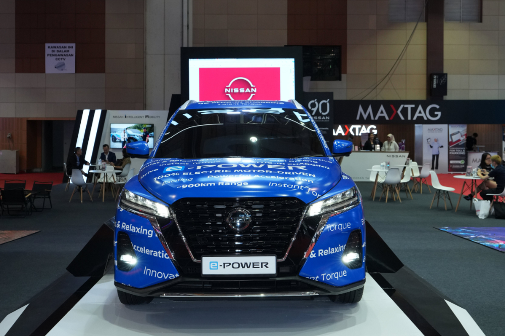 Nissan Kicks e-Power front view.