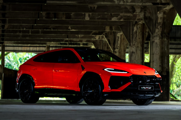 Lamborghini Urus SE Malaysia Launch