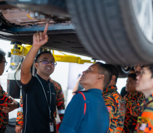 Mercedes-Benz prepares Bomba for EV incidents